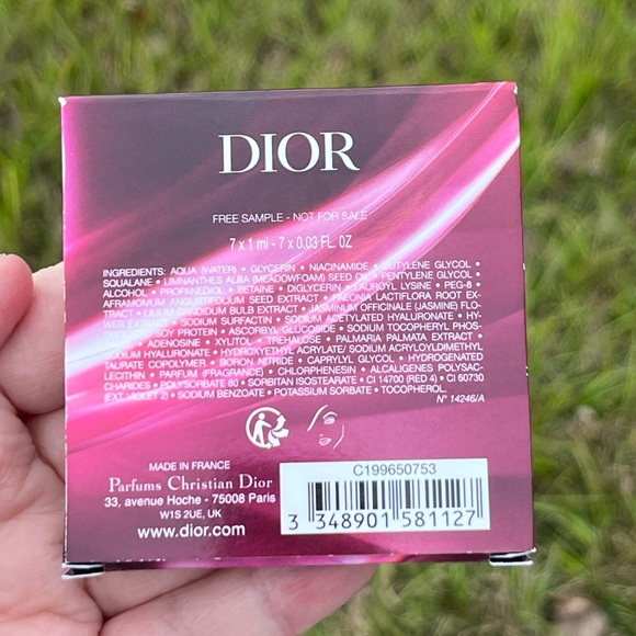 NWT Makeup Bundle.2 Lip Glosses in Clear and Plum, Rose Lip Perfector Dior Serum - Picture 10 of 12